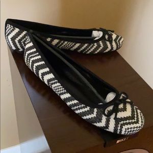 Vaneli Sergine Women Shoes